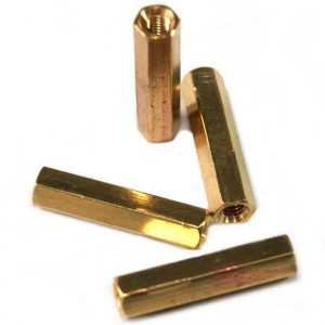 SEPARADOR COLUMNA HEXAGONAL M3 20MM HEMBRA