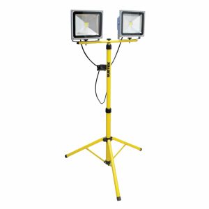 Reflector Con Soporte Telescopico 2X30W Surtek REF30X2